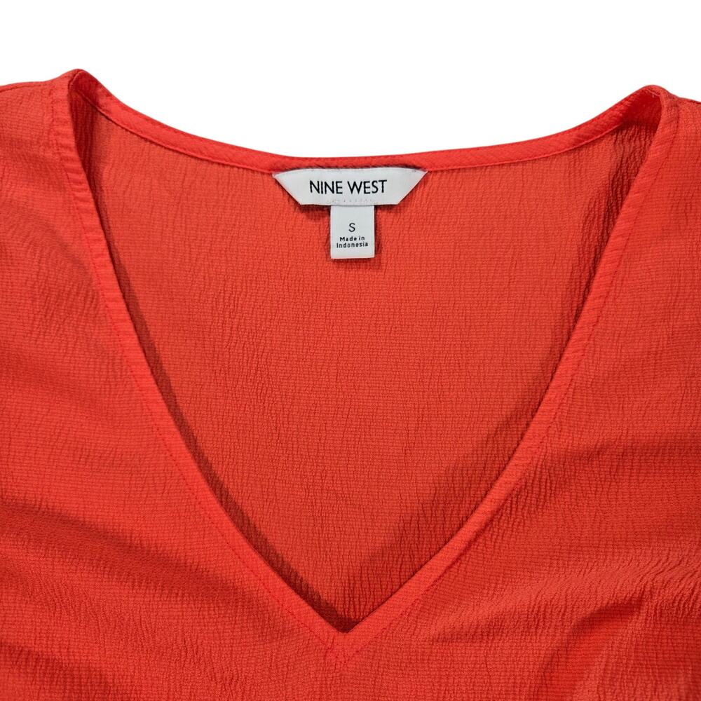 Nine West Wom Small Long Sleeve Ruffle Hem Coral Pink Blouse Spring Easter EUC - Picture 3 of 10